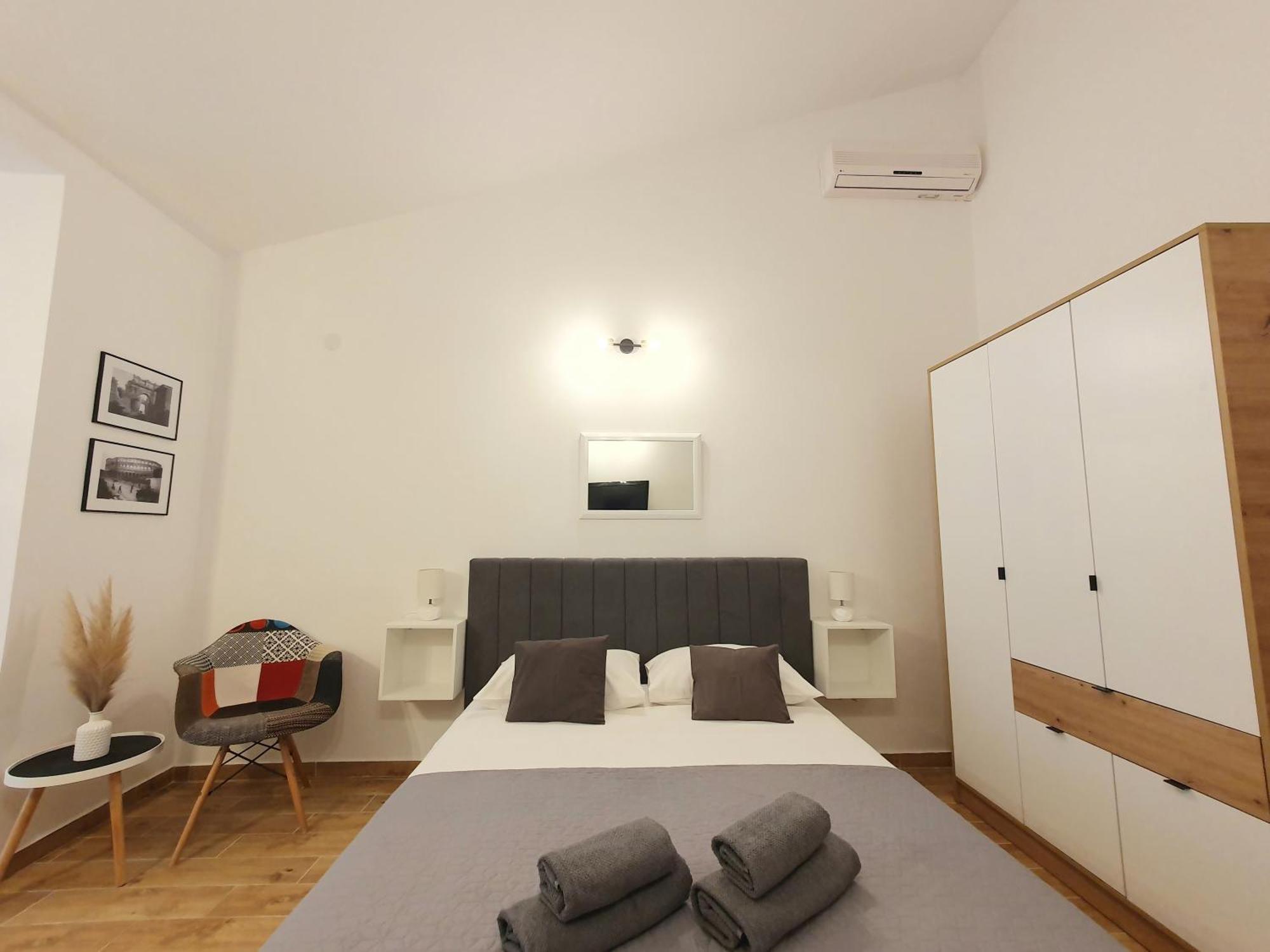 Apartments Dejana Stinjan Ngoại thất bức ảnh