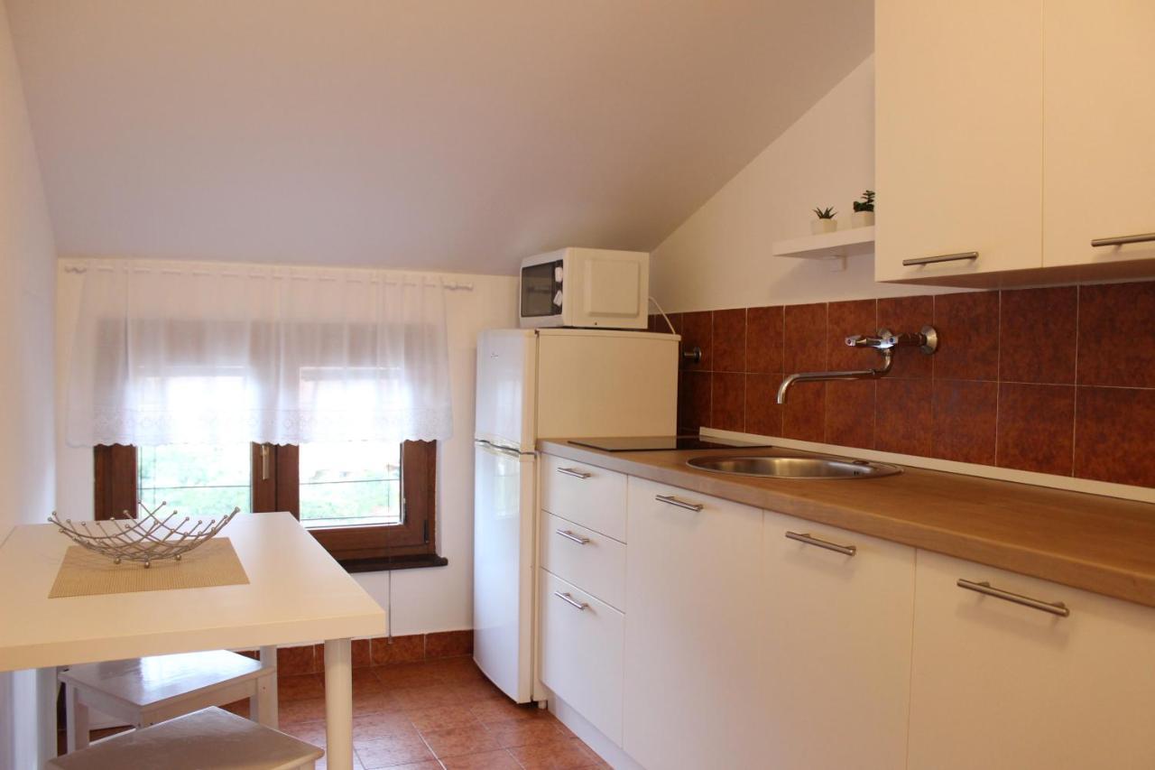 Apartments Dejana Stinjan Ngoại thất bức ảnh